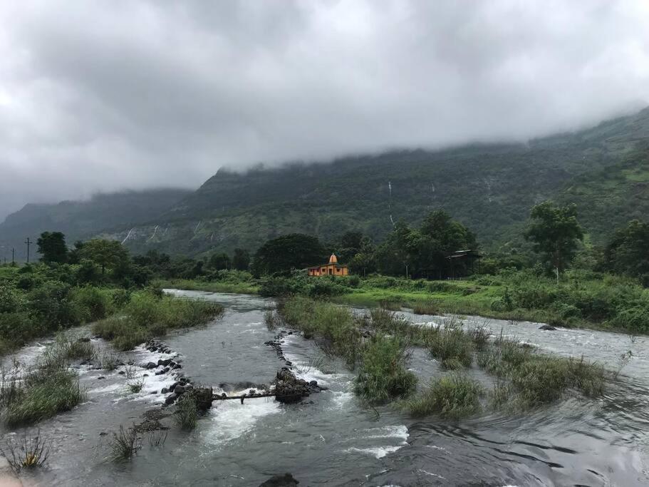 Shangri-La Valley Retreat Karjat Dış mekan fotoğraf